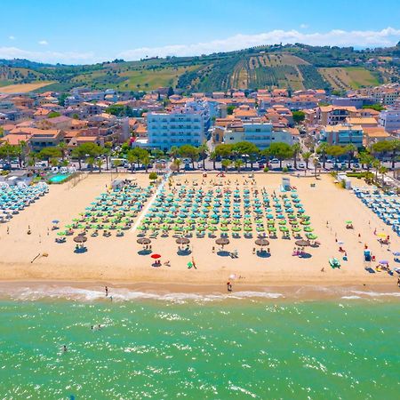 Residence Abruzzo Resort Tortoreto Zewnętrze zdjęcie