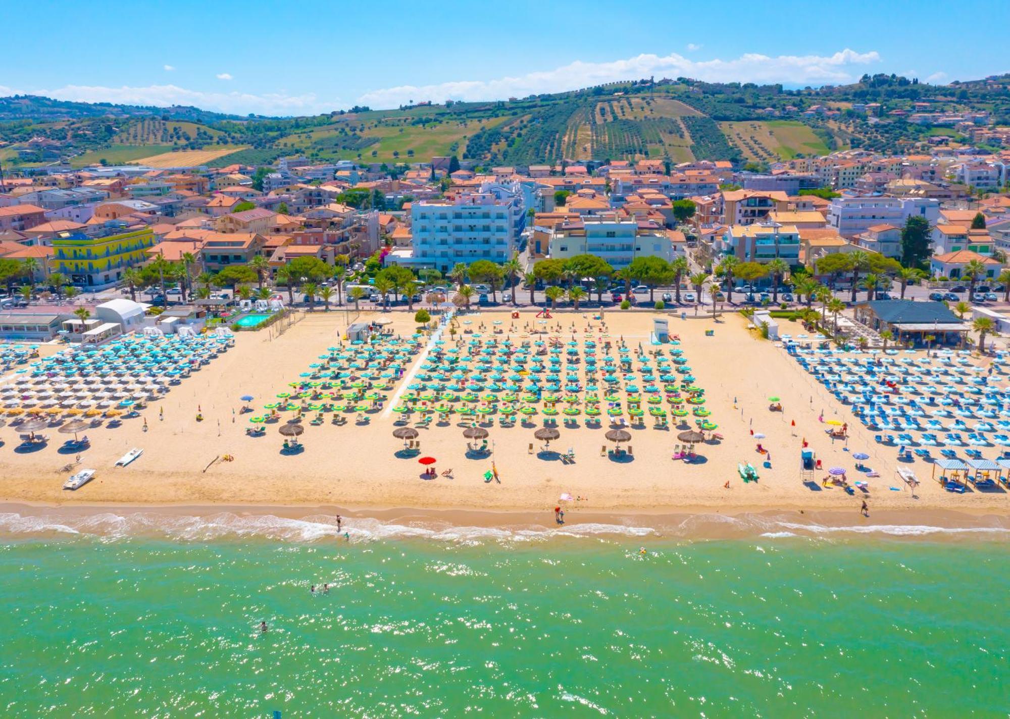 Residence Abruzzo Resort Tortoreto Zewnętrze zdjęcie